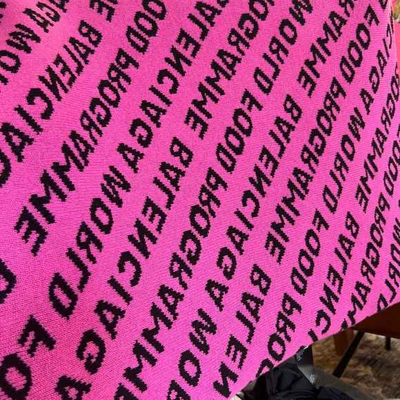 Authentic Balenciaga x World Food Programme Size Medium - Picture 12 of 12